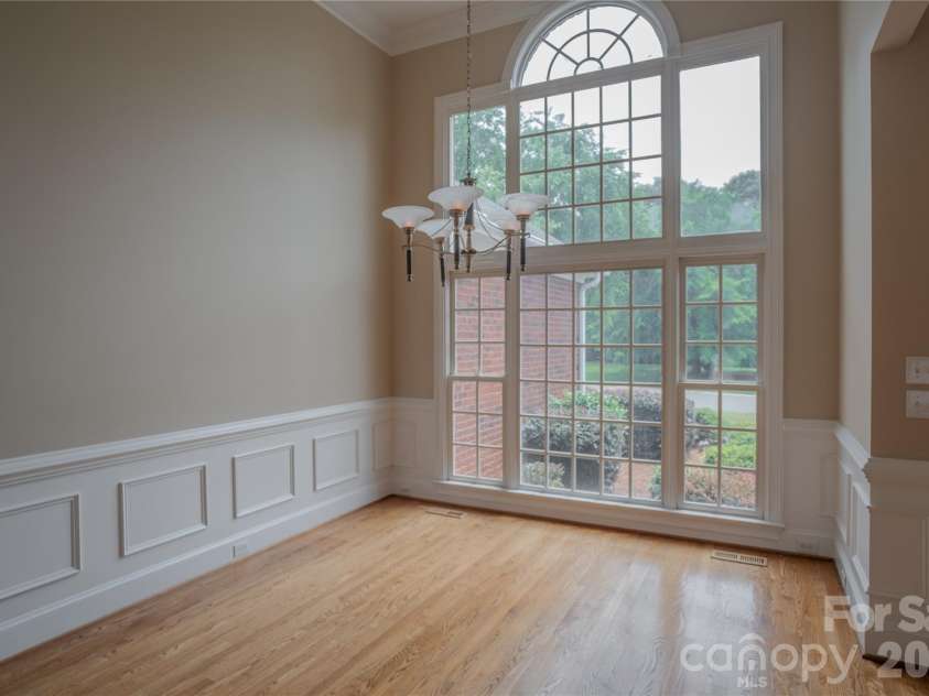 136 Windemere Isle Road, Statesville, NC 28677.  MLS# CAR4362583, YatesRealty ID 29307. 