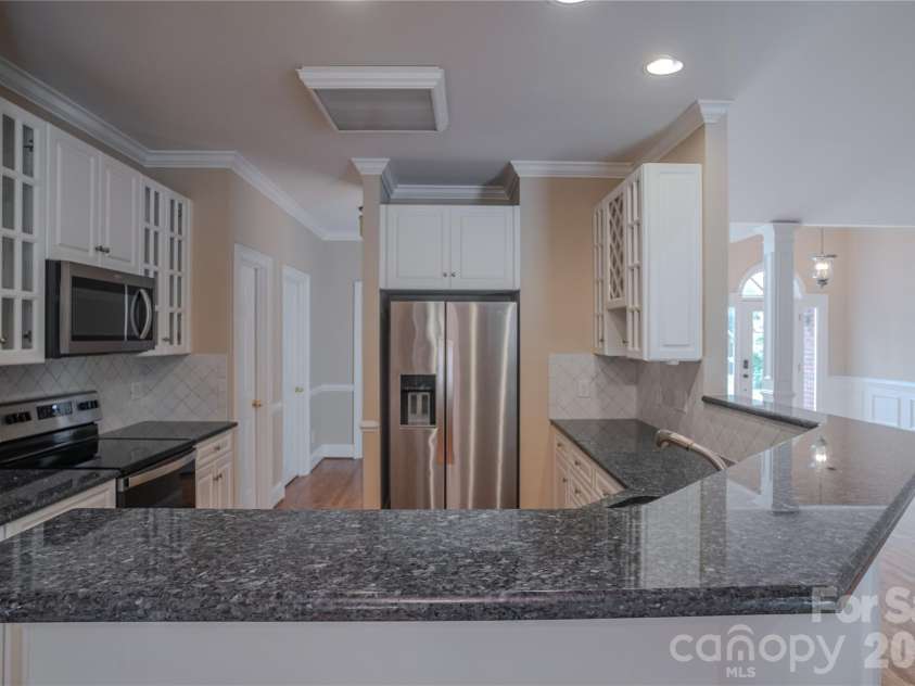 136 Windemere Isle Road, Statesville, NC 28677.  MLS# CAR4362583, YatesRealty ID 29307. 