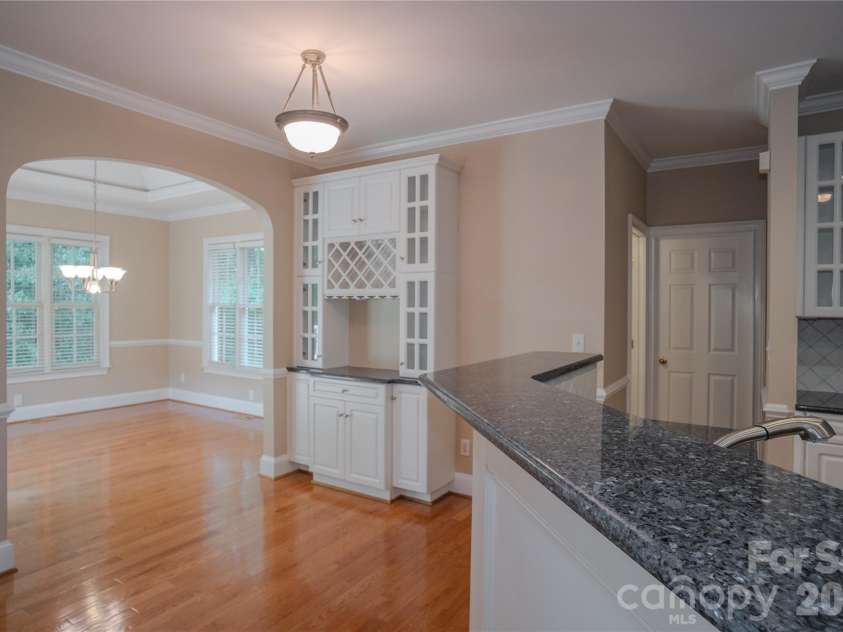 136 Windemere Isle Road, Statesville, NC 28677.  MLS# CAR4362583, YatesRealty ID 29307. 