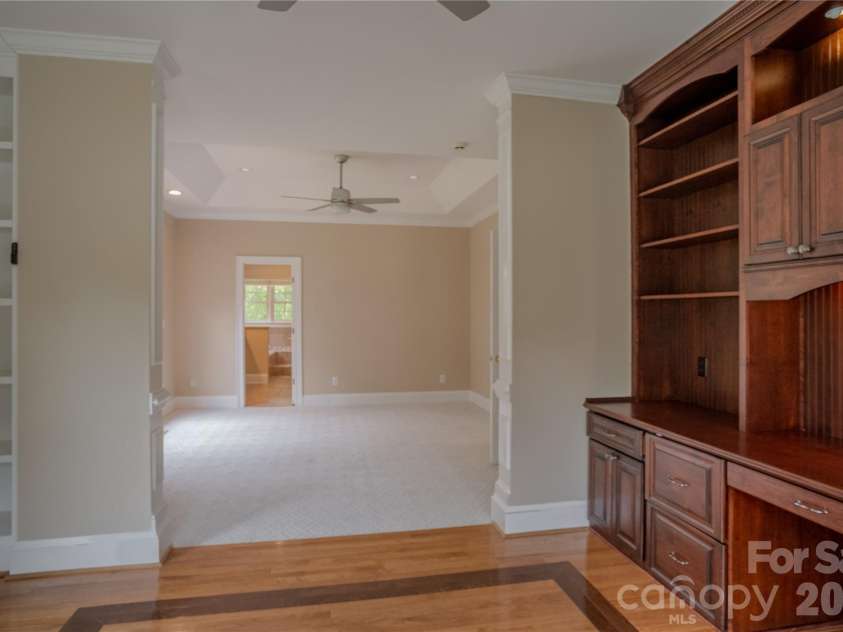 136 Windemere Isle Road, Statesville, NC 28677.  MLS# CAR4362583, YatesRealty ID 29307. 