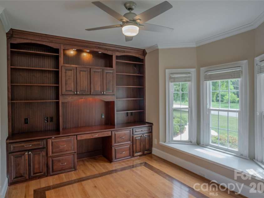 136 Windemere Isle Road, Statesville, NC 28677.  MLS# CAR4362583, YatesRealty ID 29307. 