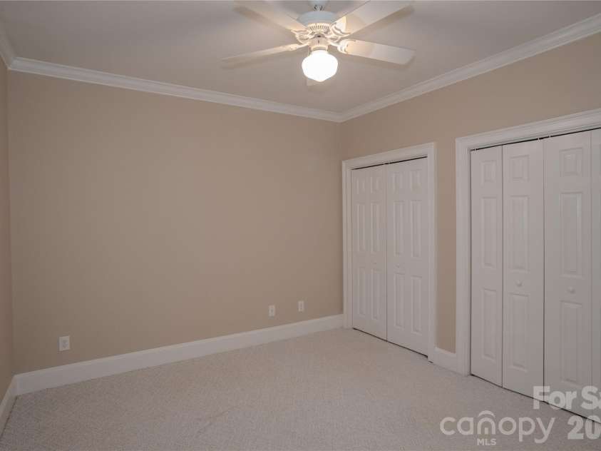136 Windemere Isle Road, Statesville, NC 28677.  MLS# CAR4362583, YatesRealty ID 29307. 