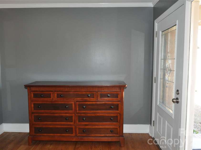 109 Shamrock Drive, Chester, SC 29706.  MLS# CAR4342037, YatesRealty ID 2931. 