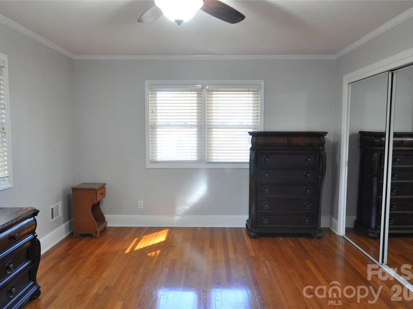 109 Shamrock Drive, Chester, SC 29706.  MLS# CAR4342037, YatesRealty ID 2931. 