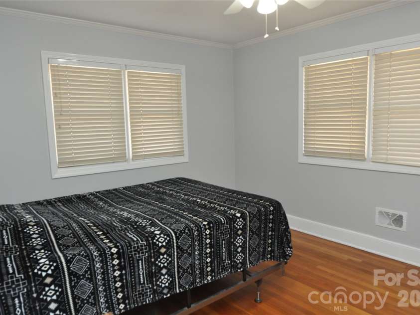 109 Shamrock Drive, Chester, SC 29706.  MLS# CAR4342037, YatesRealty ID 2931. 