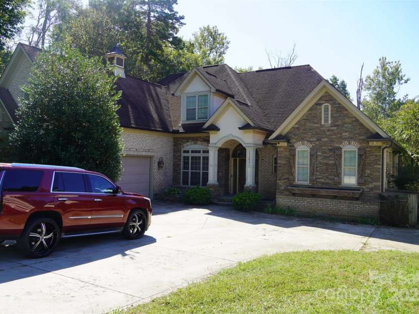 13631 William Stowe Drive, Charlotte, NC 28262.  MLS# CAR4307791, YatesRealty ID 2931. 