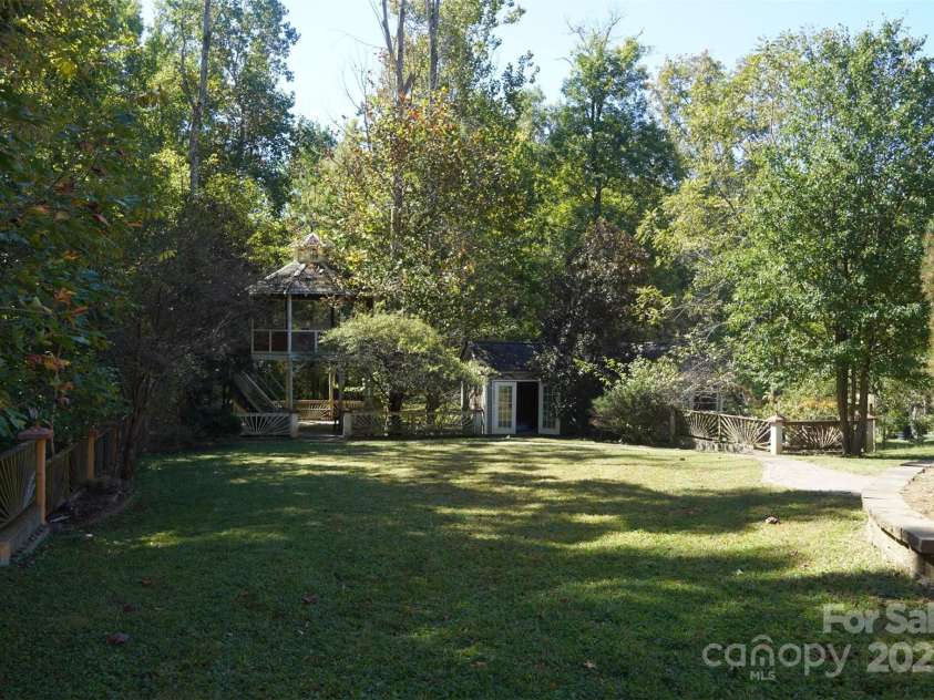 13631 William Stowe Drive, Charlotte, NC 28262.  MLS# CAR4307791, YatesRealty ID 2931. 