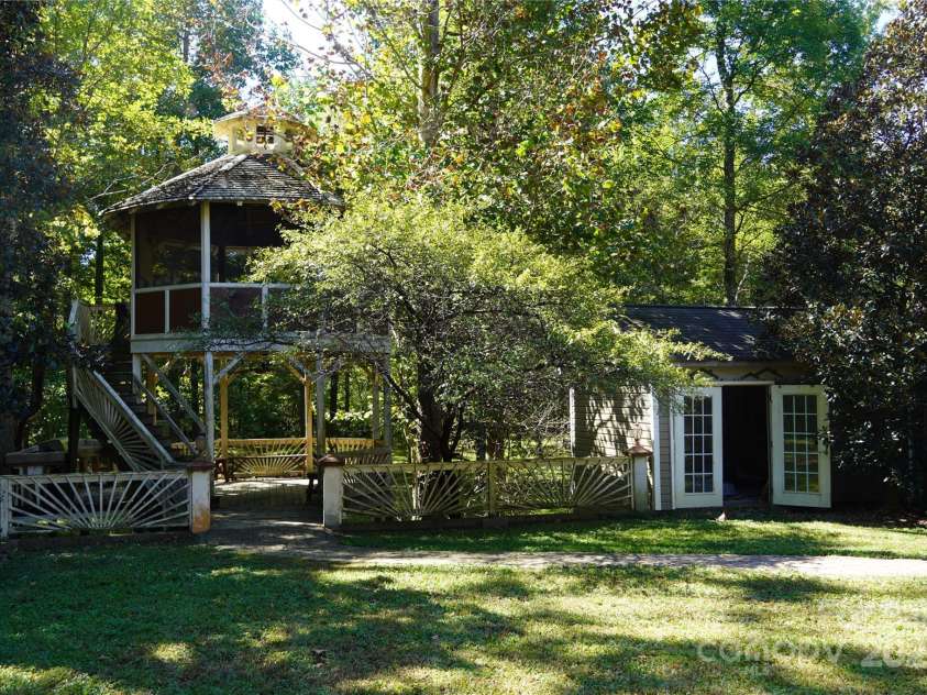 13631 William Stowe Drive, Charlotte, NC 28262.  MLS# CAR4307791, YatesRealty ID 2931. 