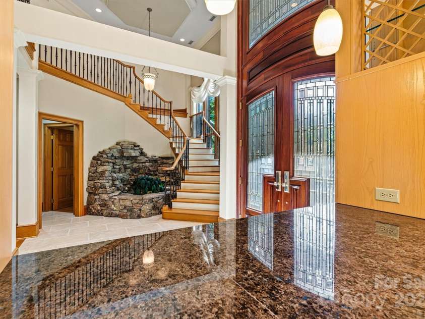 1043 Rolling Green Drive, Newton, NC 28658.  MLS# CAR4284438, YatesRealty ID 29310. 