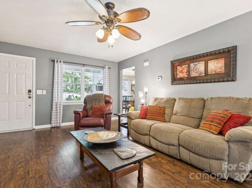 125 Mills Forest Lane, Mooresville, NC 28117.  MLS# CAR4284416, YatesRealty ID 29311. 