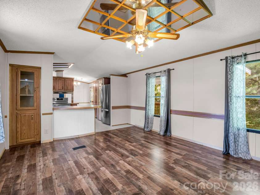 8 Don Felmet Road, Leicester, NC 28748.  MLS# CAR4390735, YatesRealty ID 29311. 
