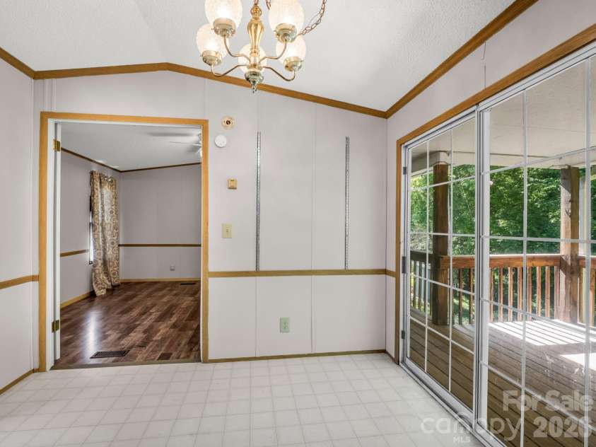 8 Don Felmet Road, Leicester, NC 28748.  MLS# CAR4390735, YatesRealty ID 29311. 