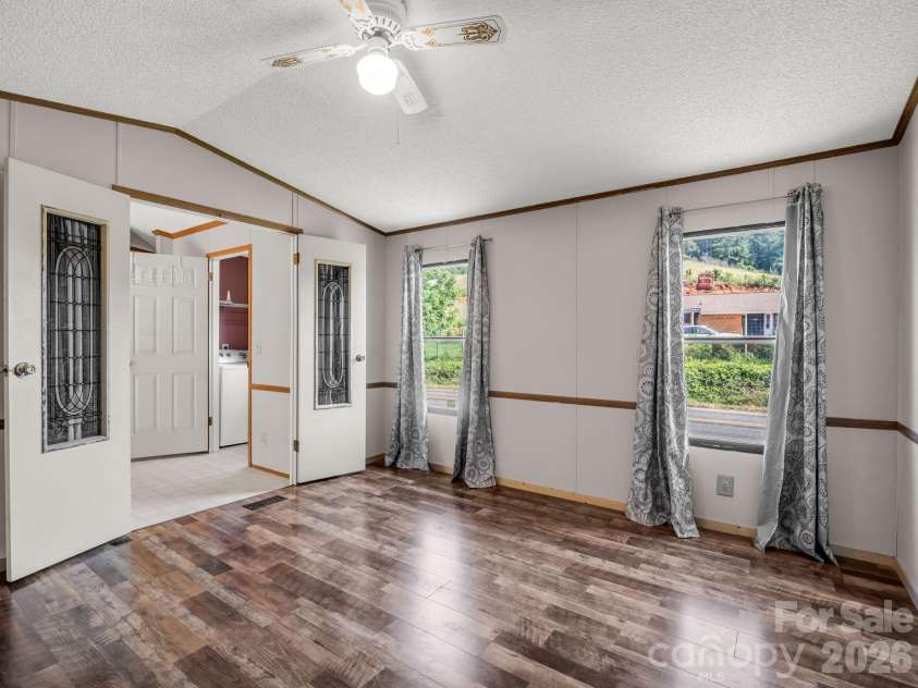 8 Don Felmet Road, Leicester, NC 28748.  MLS# CAR4390735, YatesRealty ID 29311. 