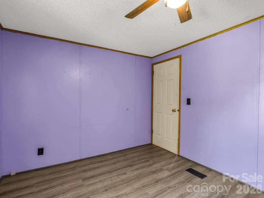 8 Don Felmet Road, Leicester, NC 28748.  MLS# CAR4390735, YatesRealty ID 29311. 