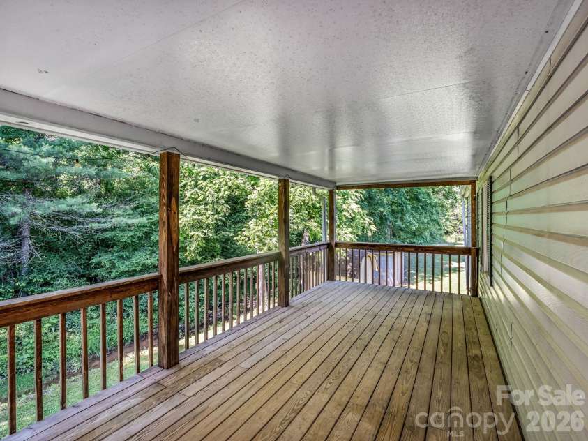 8 Don Felmet Road, Leicester, NC 28748.  MLS# CAR4390735, YatesRealty ID 29311. 
