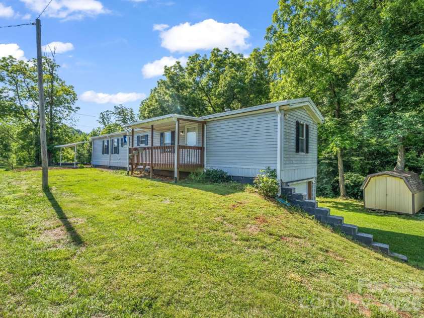8 Don Felmet Road, Leicester, NC 28748.  MLS# CAR4390735, YatesRealty ID 29311. 