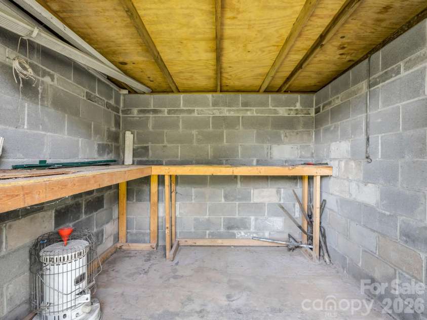 8 Don Felmet Road, Leicester, NC 28748.  MLS# CAR4390735, YatesRealty ID 29311. 