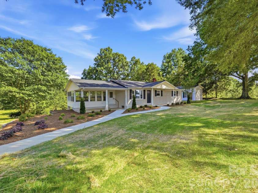 1524 Williams Road, Lewisville, NC 27023.  MLS# CAR4391321, YatesRealty ID 29312. 