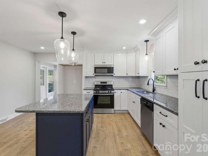 1524 Williams Road, Lewisville, NC 27023.  MLS# CAR4391321, YatesRealty ID 29312. 