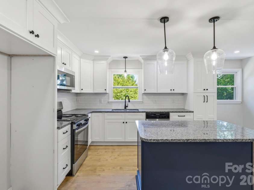 1524 Williams Road, Lewisville, NC 27023.  MLS# CAR4391321, YatesRealty ID 29312. 