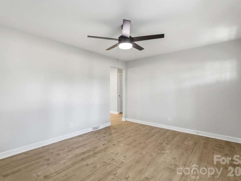 1524 Williams Road, Lewisville, NC 27023.  MLS# CAR4391321, YatesRealty ID 29312. 