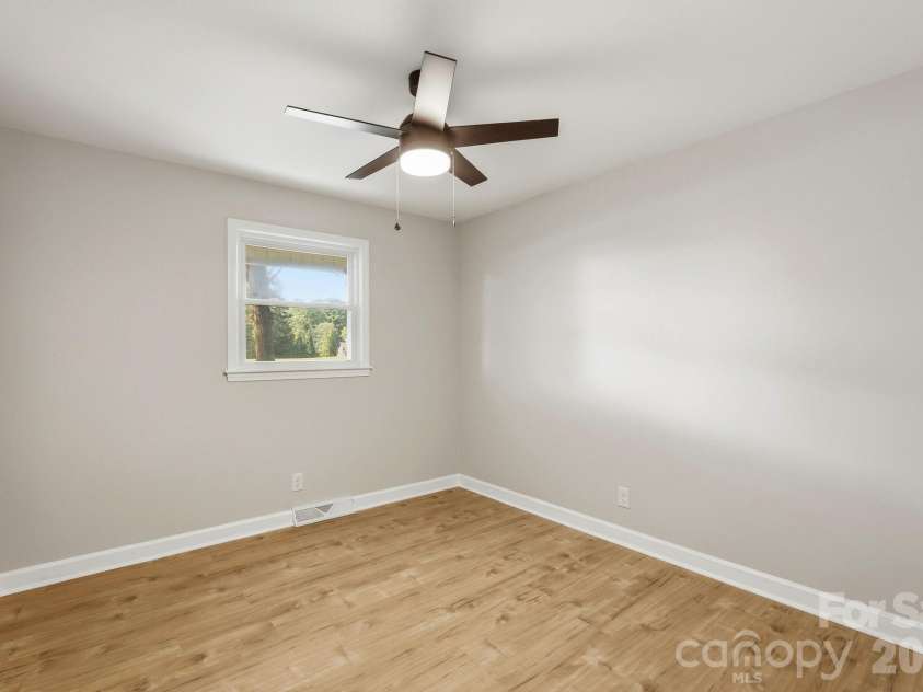 1524 Williams Road, Lewisville, NC 27023.  MLS# CAR4391321, YatesRealty ID 29312. 