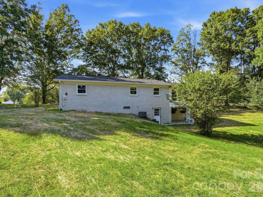 1524 Williams Road, Lewisville, NC 27023.  MLS# CAR4391321, YatesRealty ID 29312. 