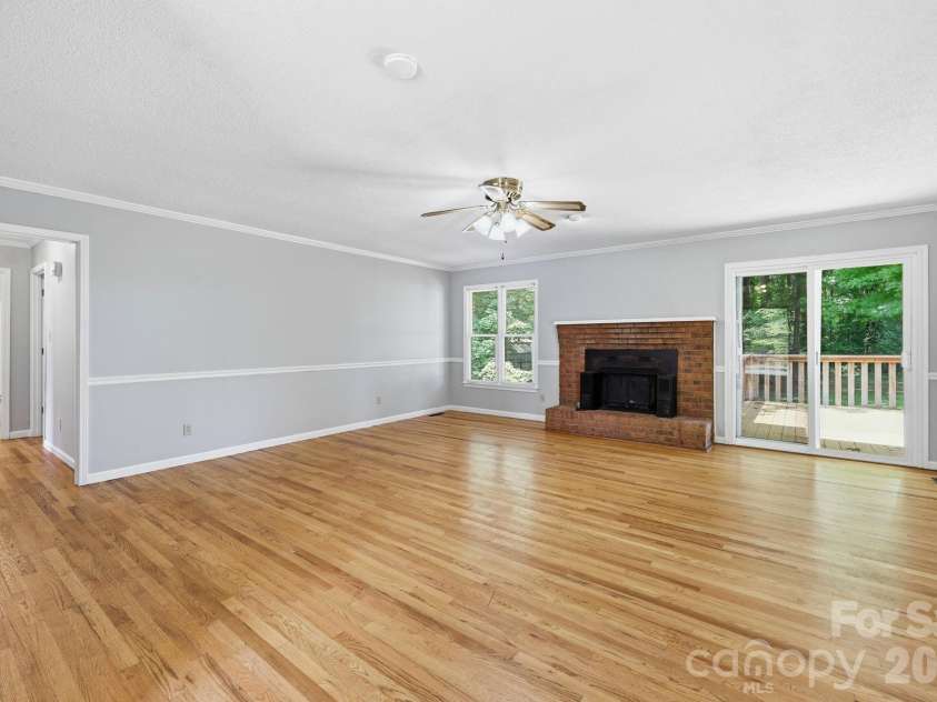302 Mccoy Road, Salisbury, NC 28144.  MLS# CAR4390796, YatesRealty ID 29314. 