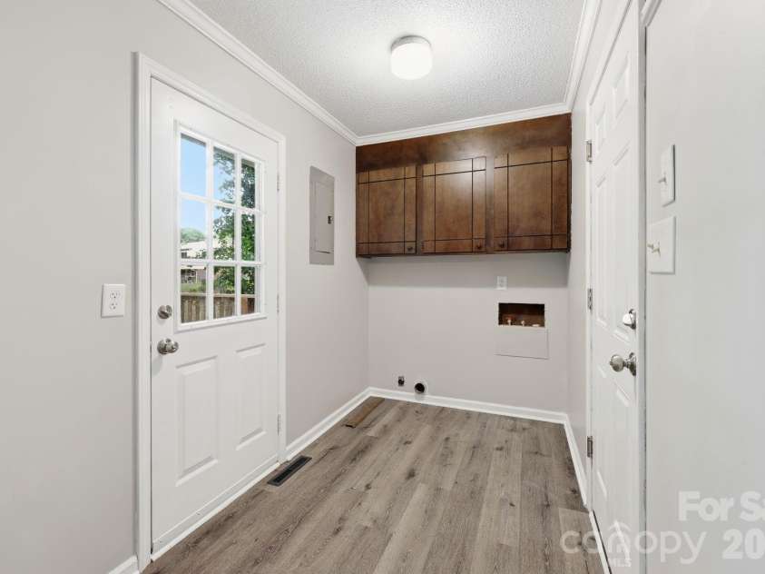 302 Mccoy Road, Salisbury, NC 28144.  MLS# CAR4390796, YatesRealty ID 29314. 