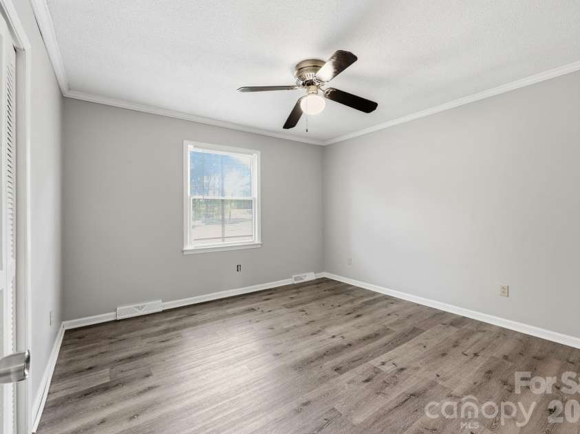 302 Mccoy Road, Salisbury, NC 28144.  MLS# CAR4390796, YatesRealty ID 29314. 