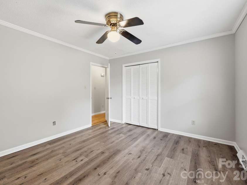 302 Mccoy Road, Salisbury, NC 28144.  MLS# CAR4390796, YatesRealty ID 29314. 