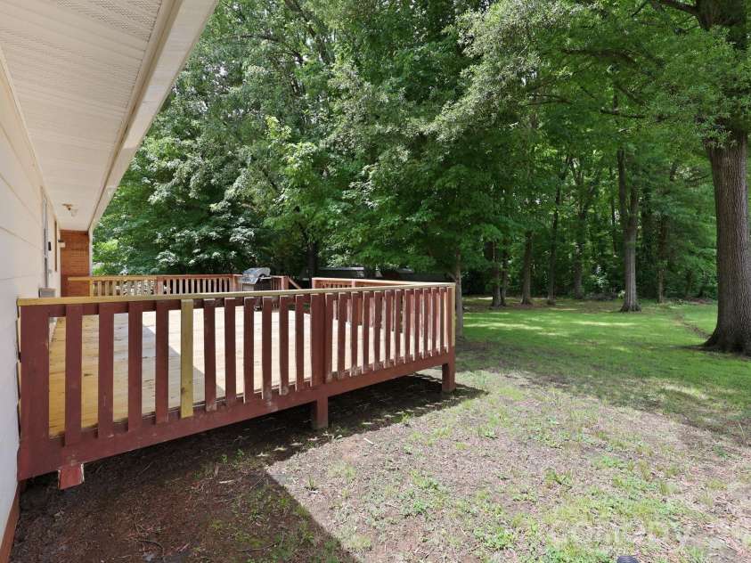 302 Mccoy Road, Salisbury, NC 28144.  MLS# CAR4390796, YatesRealty ID 29314. 