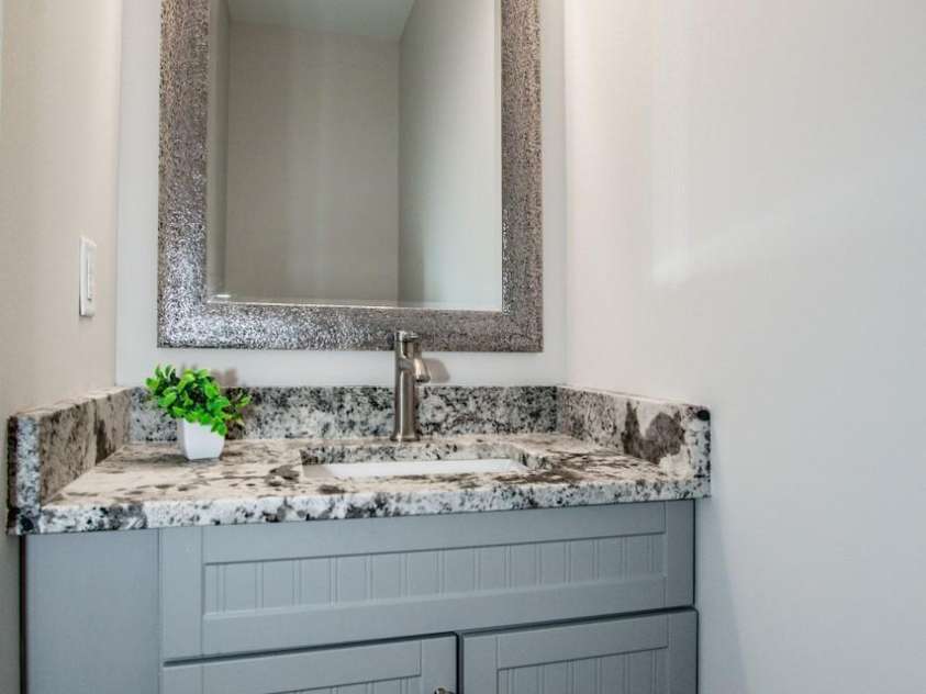 3211 Oakdale Road, Charlotte, NC 28216.  MLS# CAR4380847, YatesRealty ID 29315. Half bath on main