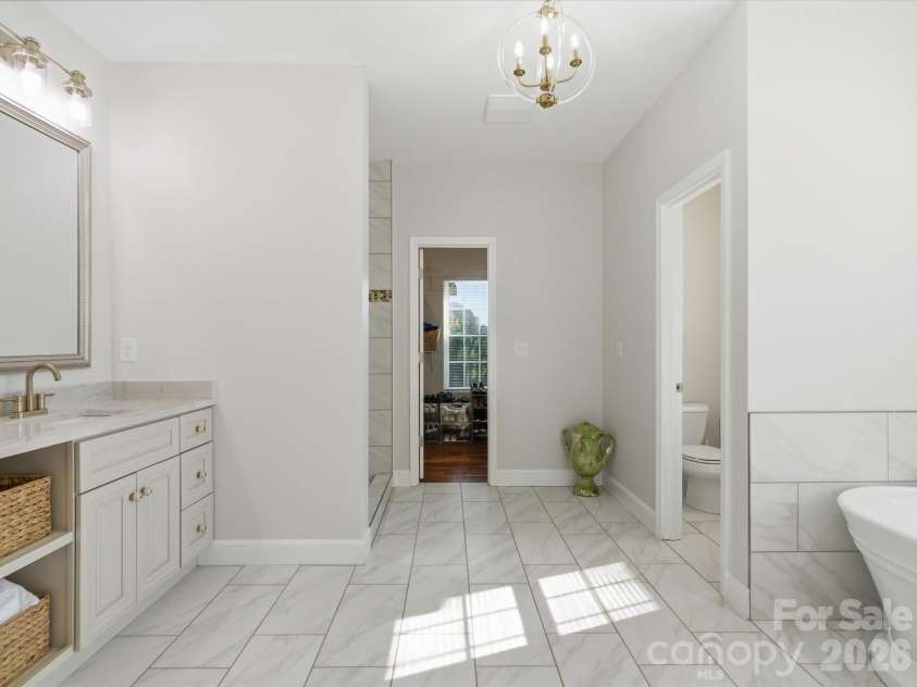 3211 Oakdale Road, Charlotte, NC 28216.  MLS# CAR4380847, YatesRealty ID 29315. Primary bathroom is so spacious