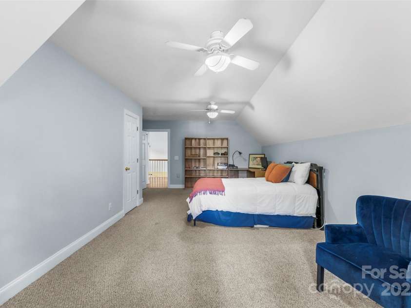 104 Tallwood Drive, Shelby, NC 28152.  MLS# CAR4280185, YatesRealty ID 29316. 