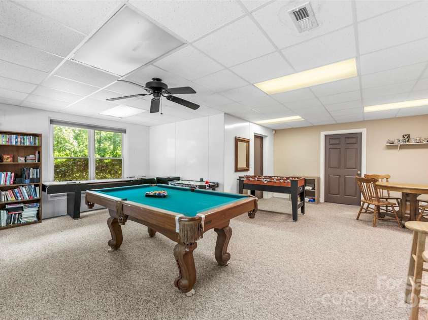 104 Tallwood Drive, Shelby, NC 28152.  MLS# CAR4280185, YatesRealty ID 29316. 