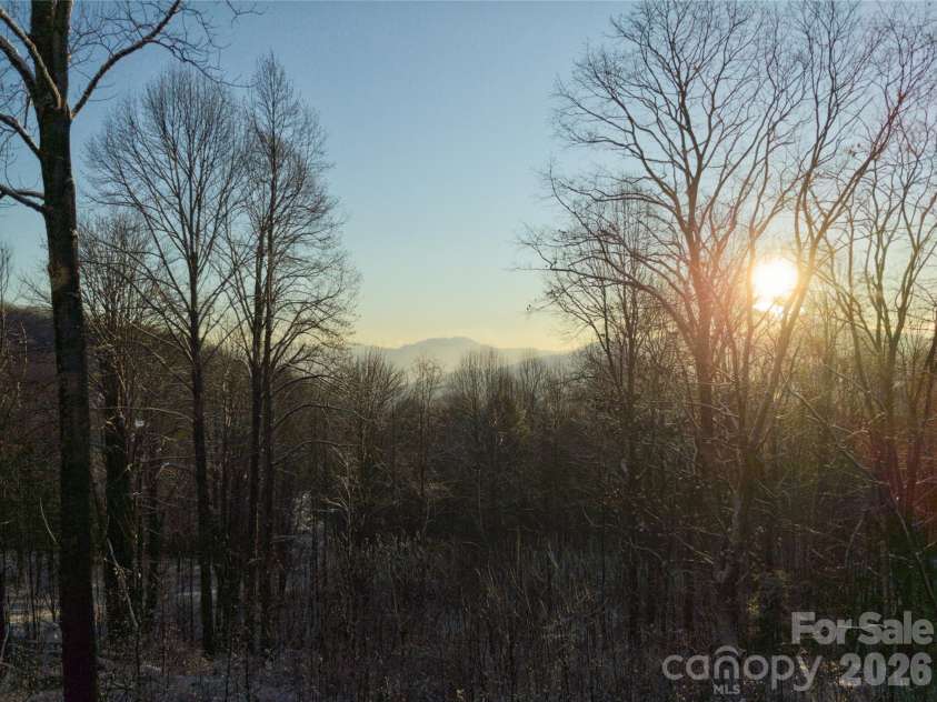 1621 Upward Way, Waynesville, NC 28786.  MLS# CAR4385302, YatesRealty ID 29316. 