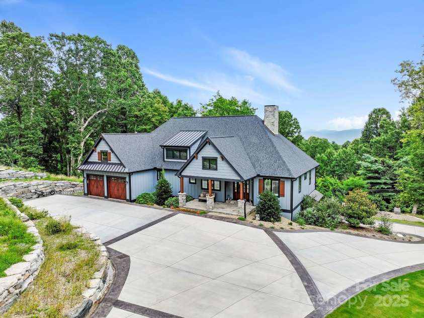 231 Tower Circle, Laurel Park, NC 28739.  MLS# CAR4276867, YatesRealty ID 29319. 