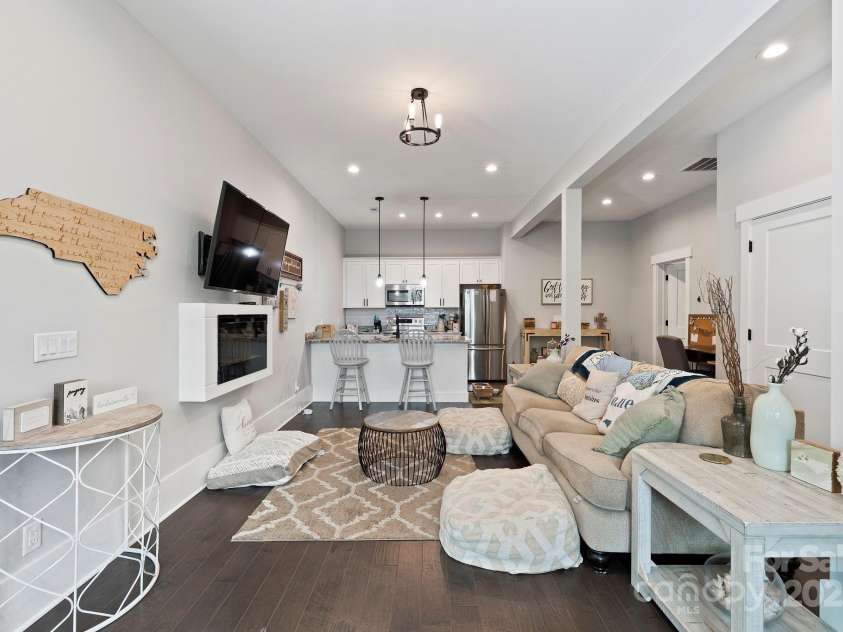 231 Tower Circle, Laurel Park, NC 28739.  MLS# CAR4276867, YatesRealty ID 29319. 