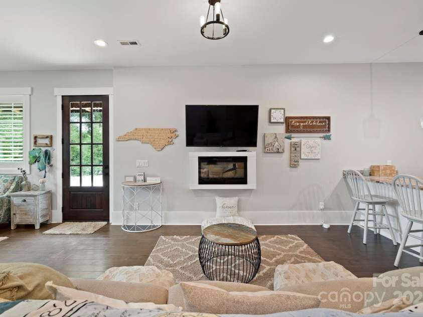 231 Tower Circle, Laurel Park, NC 28739.  MLS# CAR4276867, YatesRealty ID 29319. 