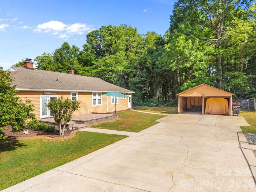 745 Dukeville Road, Salisbury, NC 28146.  MLS# CAR4375497, YatesRealty ID 29319. 