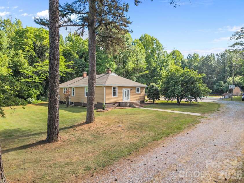 745 Dukeville Road, Salisbury, NC 28146.  MLS# CAR4375497, YatesRealty ID 29319. 