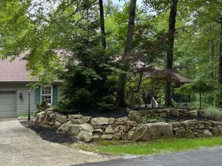 23 Dvga Court, Brevard, NC 28712.  MLS# CAR4285839, YatesRealty ID 29322. 