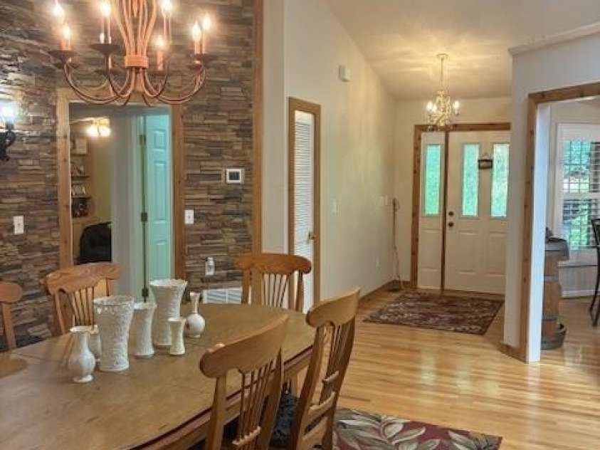 23 Dvga Court, Brevard, NC 28712.  MLS# CAR4285839, YatesRealty ID 29322. Foyer entry