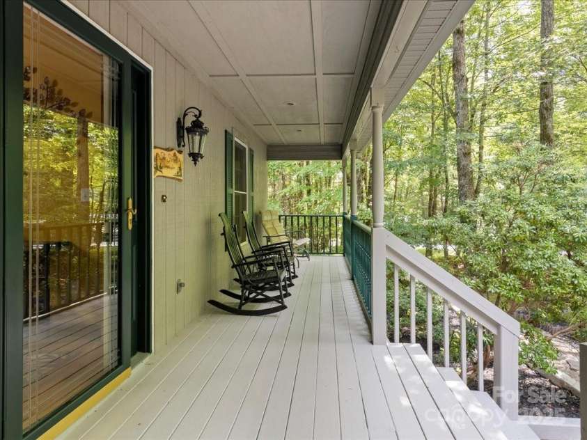 23 Dvga Court, Brevard, NC 28712.  MLS# CAR4285839, YatesRealty ID 29322. Inviting Front Porch