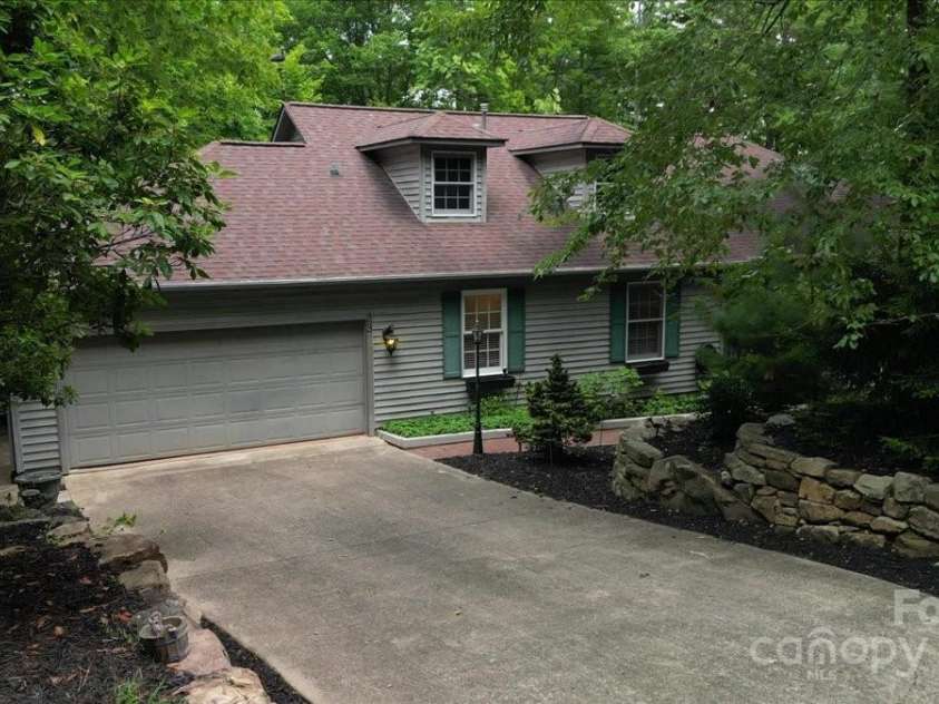 23 Dvga Court, Brevard, NC 28712.  MLS# CAR4285839, YatesRealty ID 29322. Level driveway