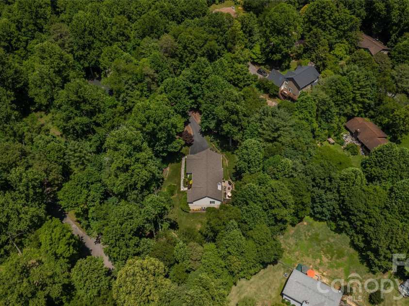 8 Shadowbrook Drive, Weaverville, NC 28787.  MLS# CAR4388489, YatesRealty ID 29322. 
