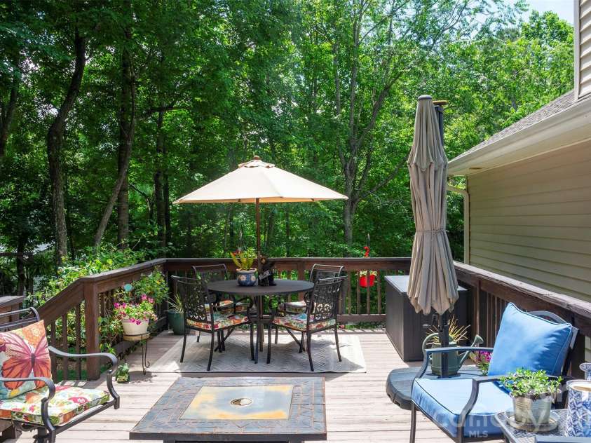 8 Shadowbrook Drive, Weaverville, NC 28787.  MLS# CAR4388489, YatesRealty ID 29322. 