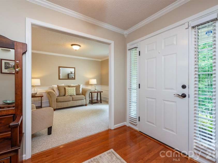 8 Shadowbrook Drive, Weaverville, NC 28787.  MLS# CAR4388489, YatesRealty ID 29322. 