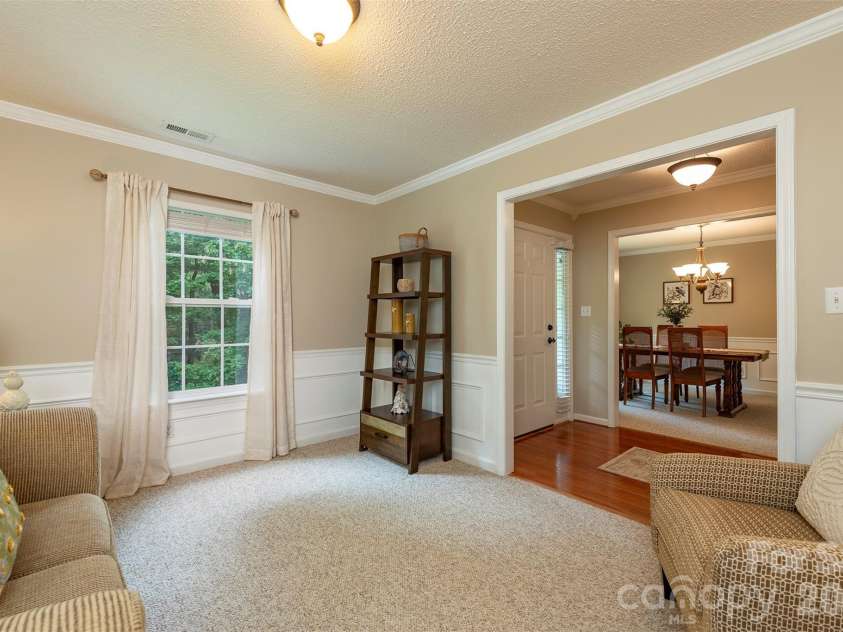 8 Shadowbrook Drive, Weaverville, NC 28787.  MLS# CAR4388489, YatesRealty ID 29322. 